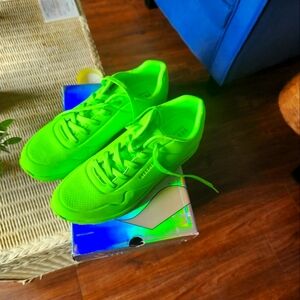 Sketchers sneakers 11m Lime Green